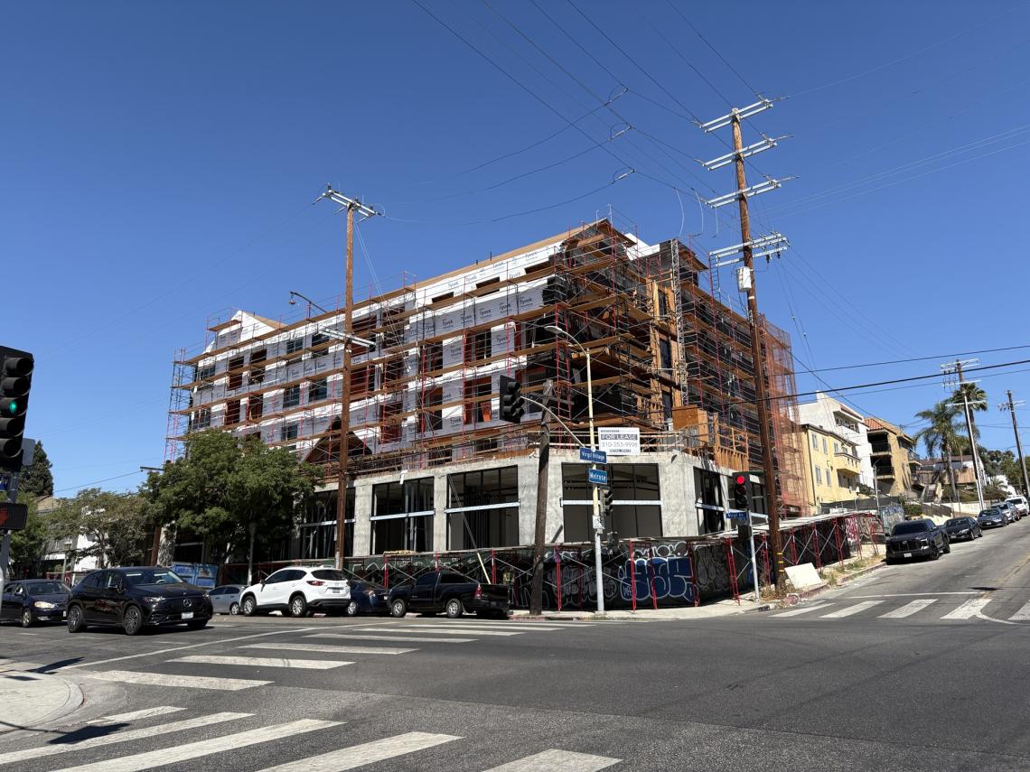Mixed-use project fully-framed at 700 N. Virgil Avenue | Urbanize LA